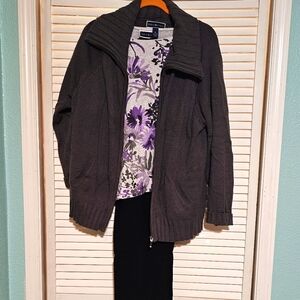 KS Karen Scott Sport Sweater Ensemble with matching pants and blouse Sz L